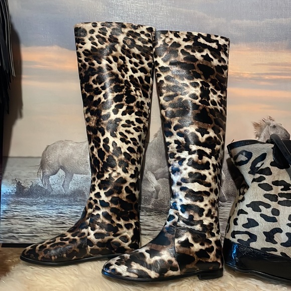 Italian over the knee leather animal print boots - Picture 3 of 8